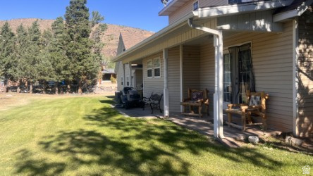 220 W OLD CHURCH RD Toquerville, UT 84774