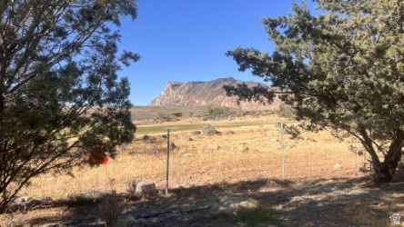 220 W OLD CHURCH RD Toquerville, UT 84774