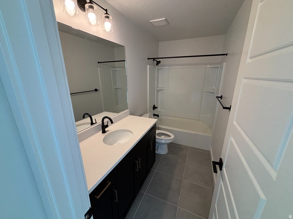 3301 S 2410 W Syracuse, UT 84075