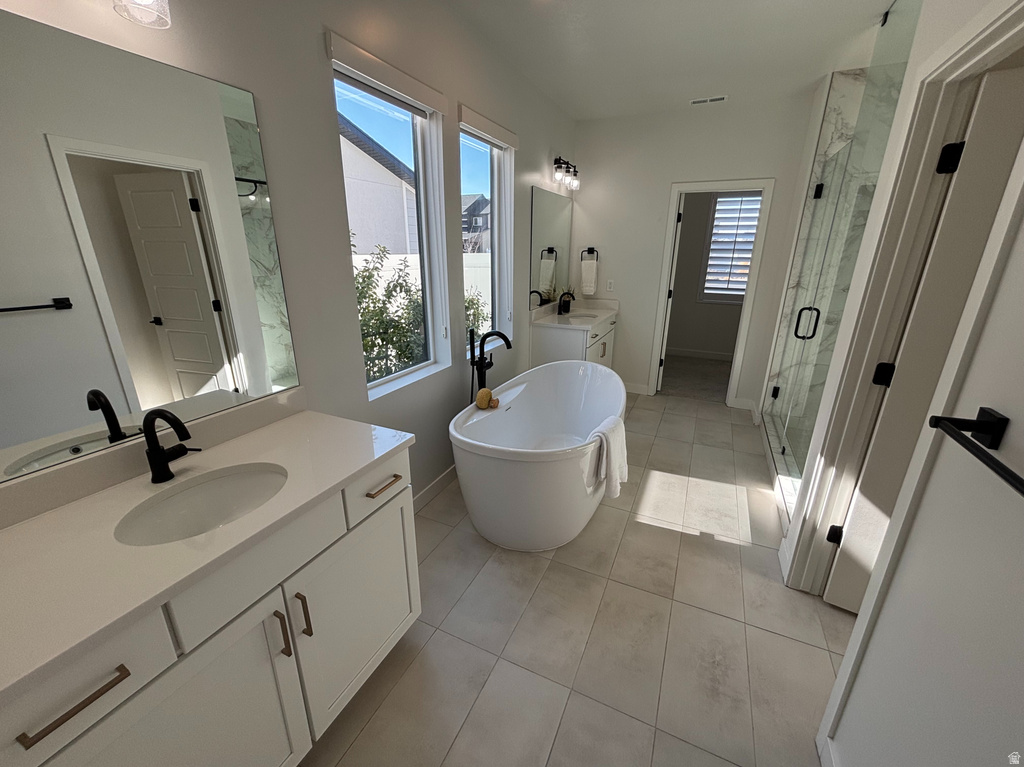 3301 S 2410 W Syracuse, UT 84075