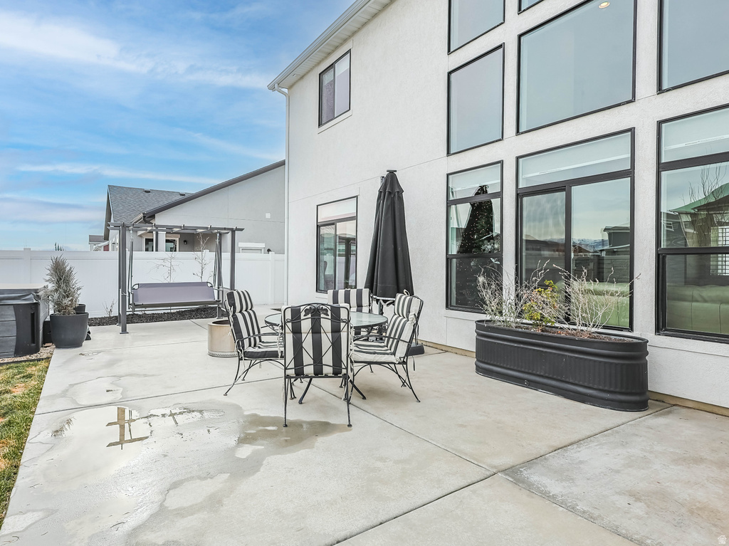 3301 S 2410 W Syracuse, UT 84075