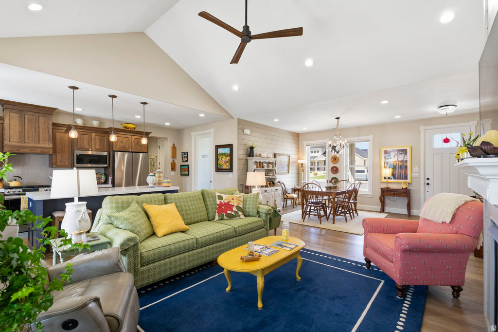 925 W TORREY DR Richfield, UT 84701