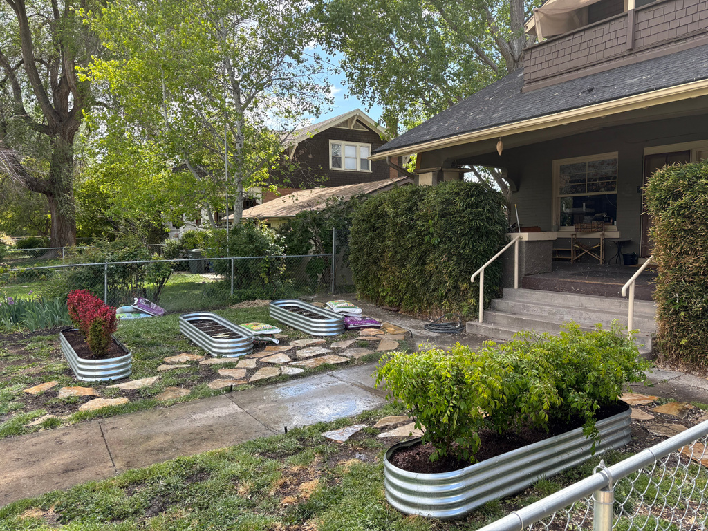 1470 S EDISON ST Salt Lake City, UT 84115