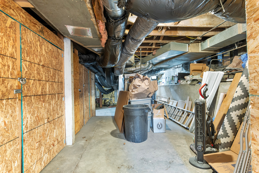 1470 S EDISON ST Salt Lake City, UT 84115