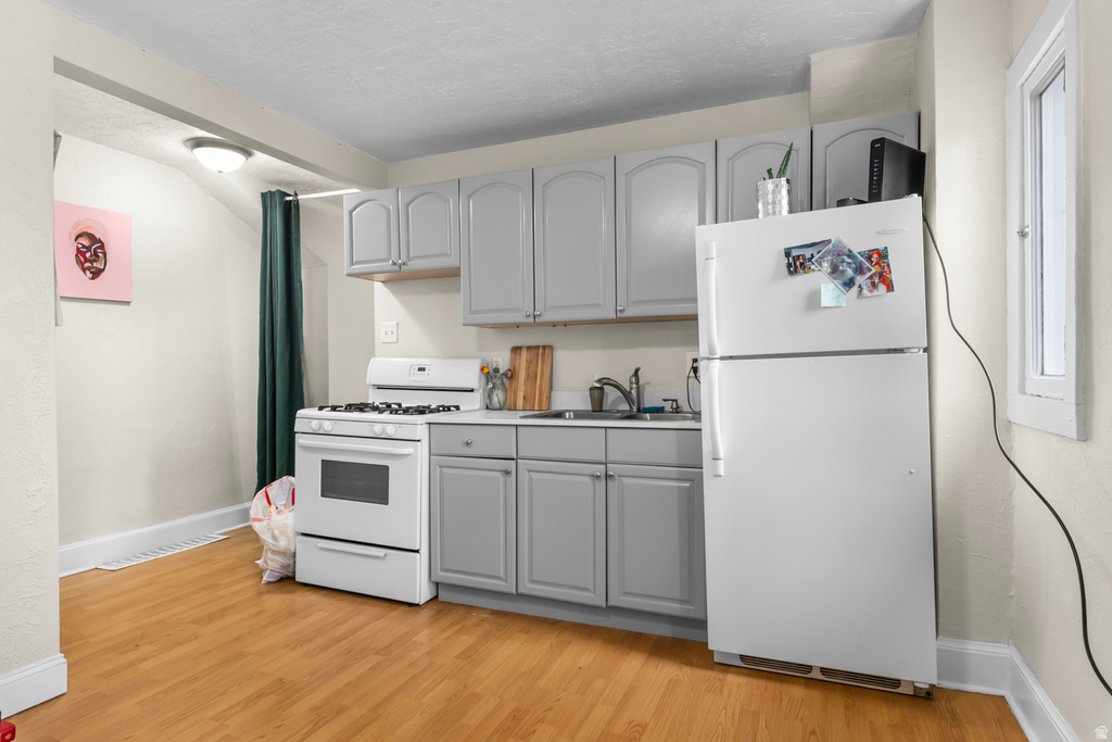 1470 S EDISON ST Salt Lake City, UT 84115