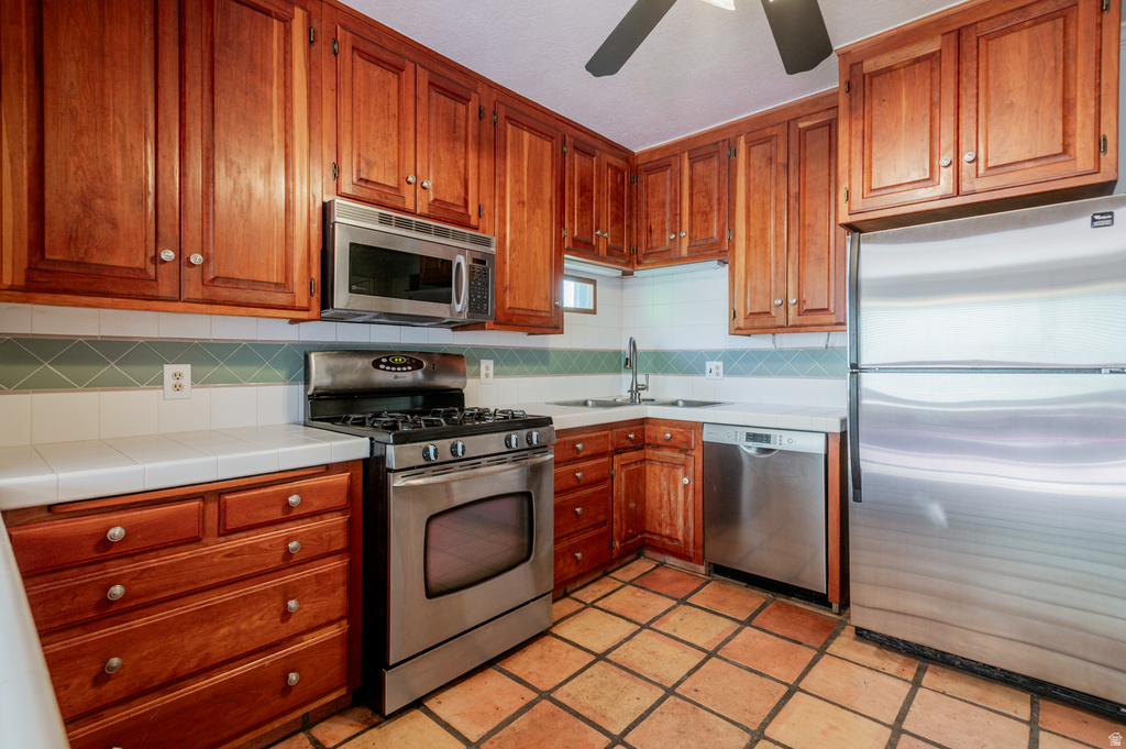 1216 E BRYAN AVE Salt Lake City, UT 84105