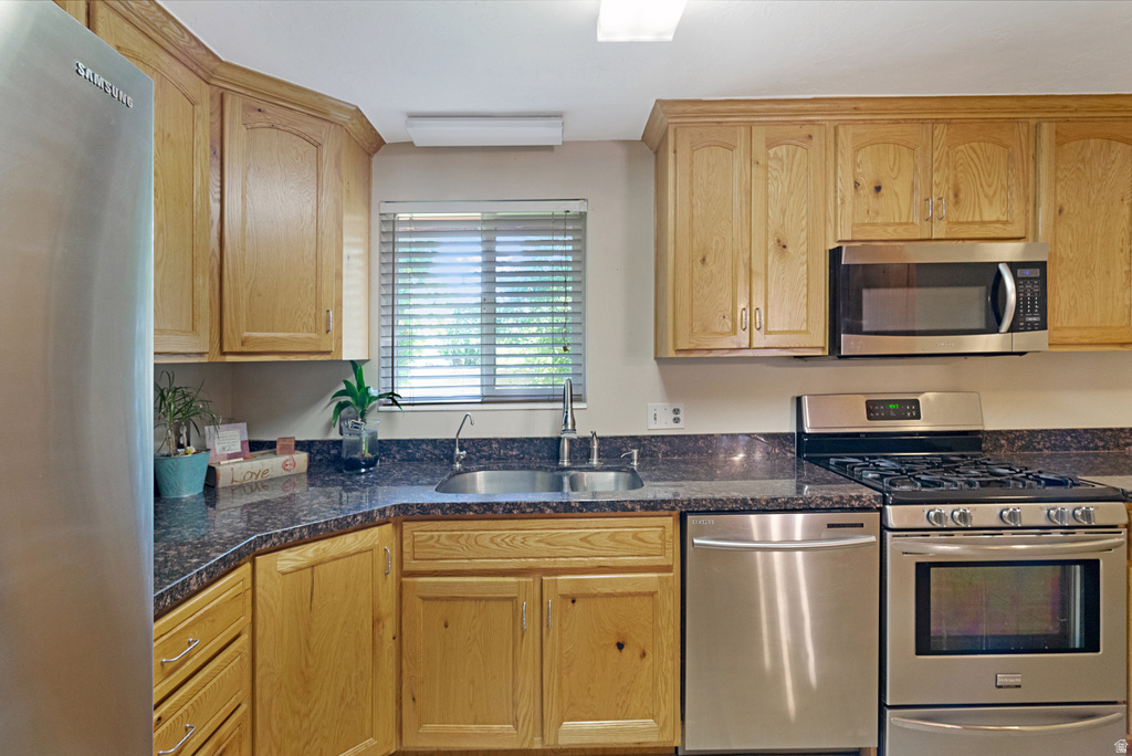 1838 N 1690 W Layton, UT 84041