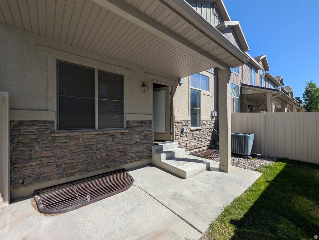 10416 S SAGE LUIGI CT South Jordan, UT 84009
