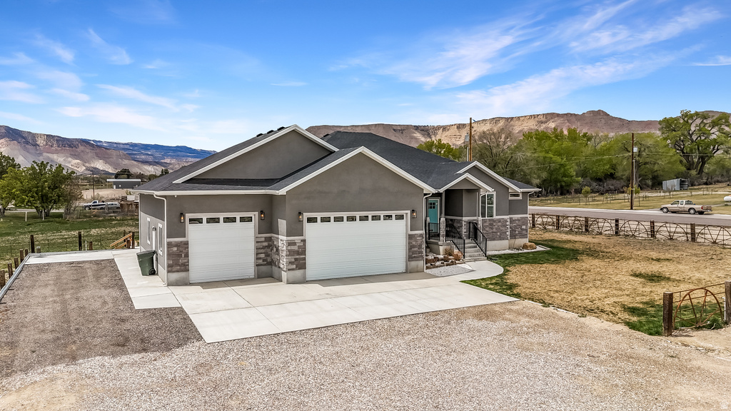 365 N 100 E Ferron, UT 84523