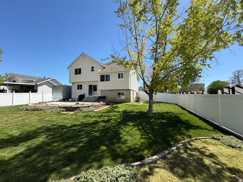 2672 W 3950 S Roy, UT 84067