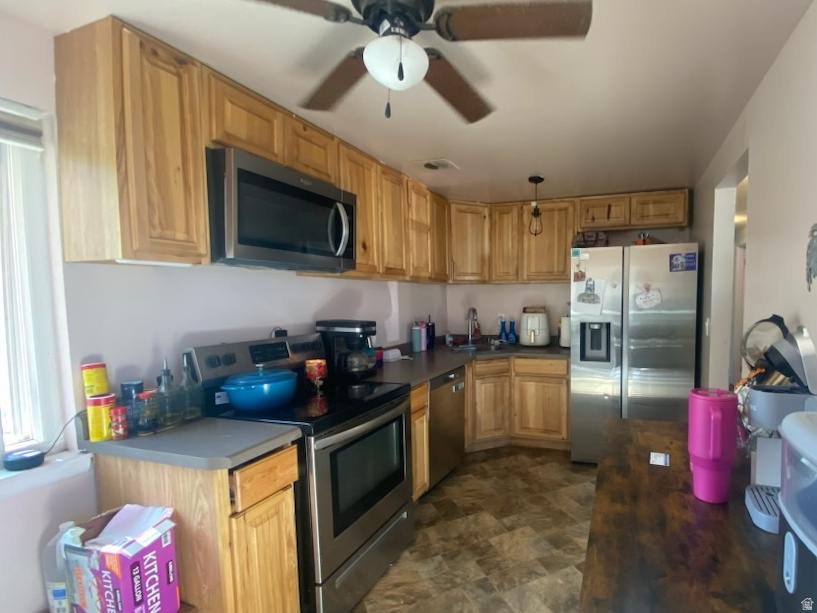 8 S 4TH AVE Helper, UT 84526
