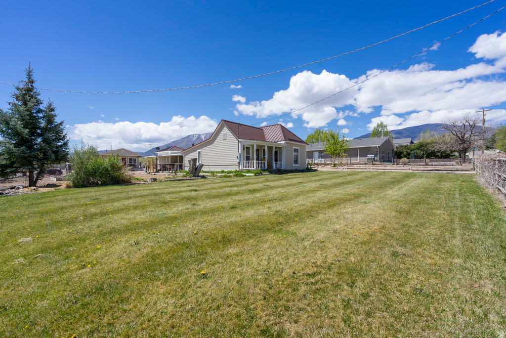 499 W CENTER ST Marysvale, UT 84750