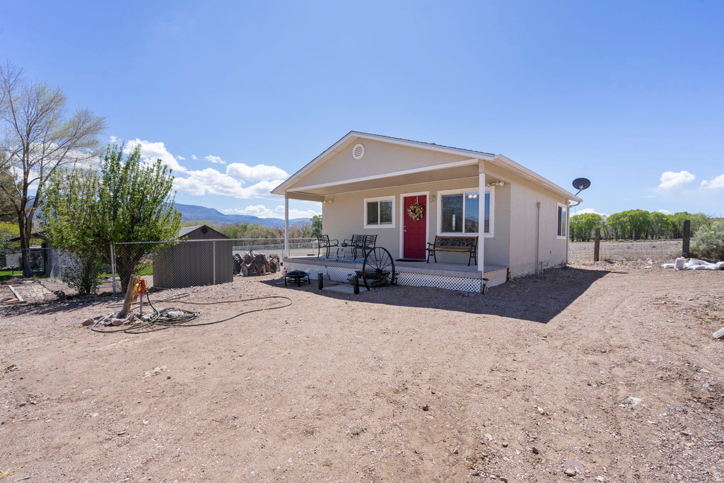 499 W CENTER ST Marysvale, UT 84750