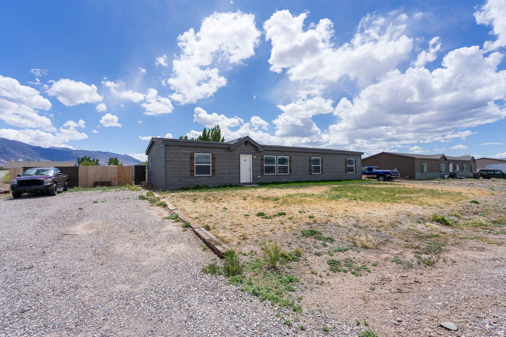 493 W 300 N Monroe, UT 84754