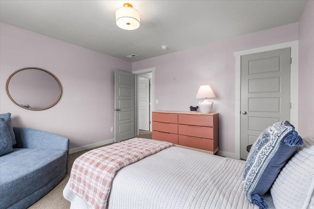 5704 N REGATTA LN Stansbury Park, UT 84074