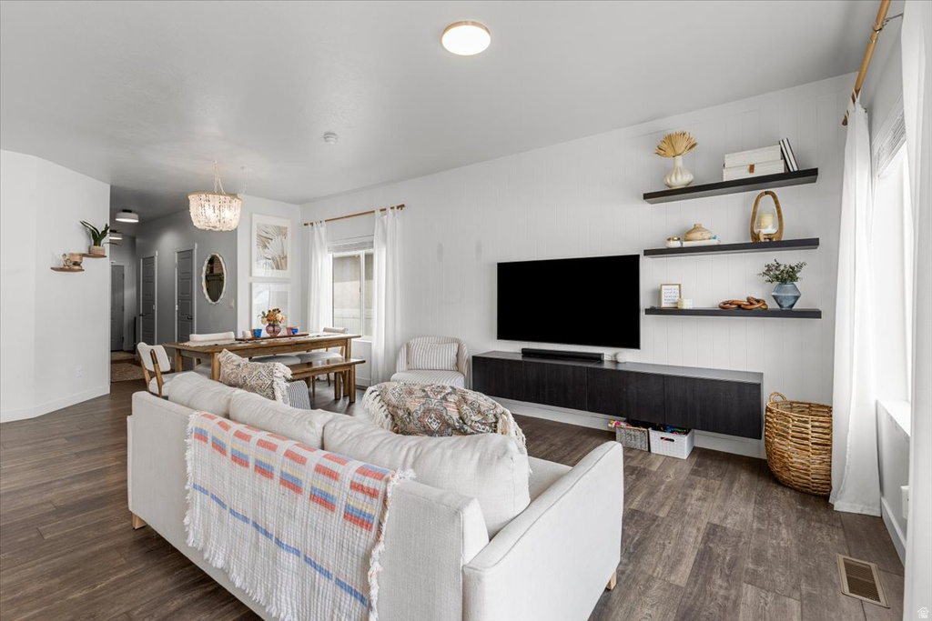 5704 N REGATTA LN Stansbury Park, UT 84074