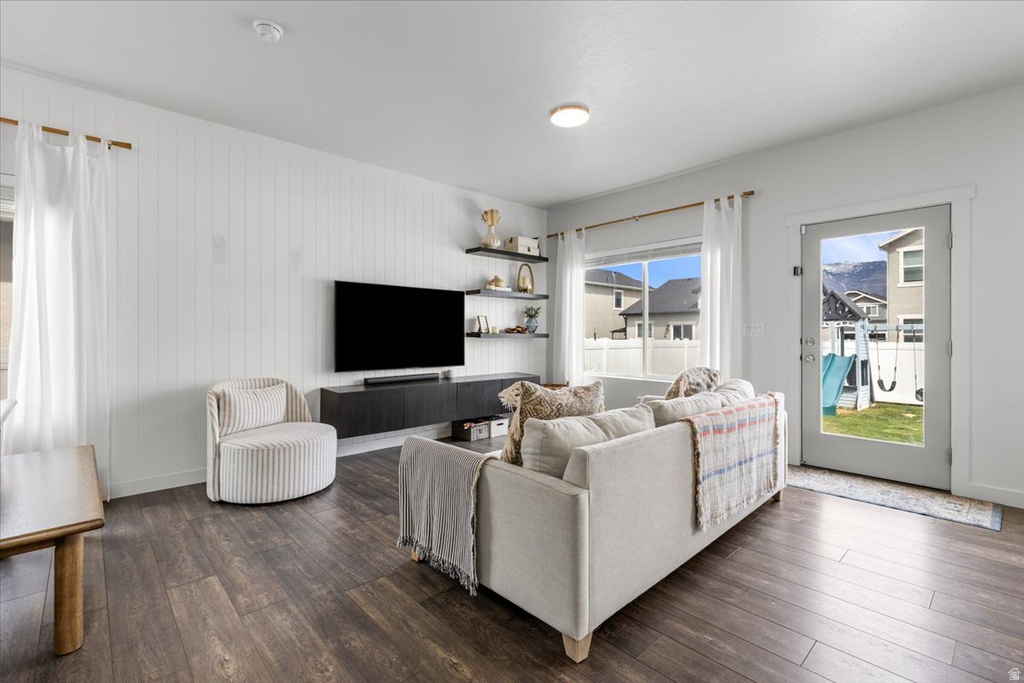 5704 N REGATTA LN Stansbury Park, UT 84074