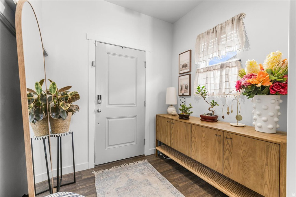 5704 N REGATTA LN Stansbury Park, UT 84074