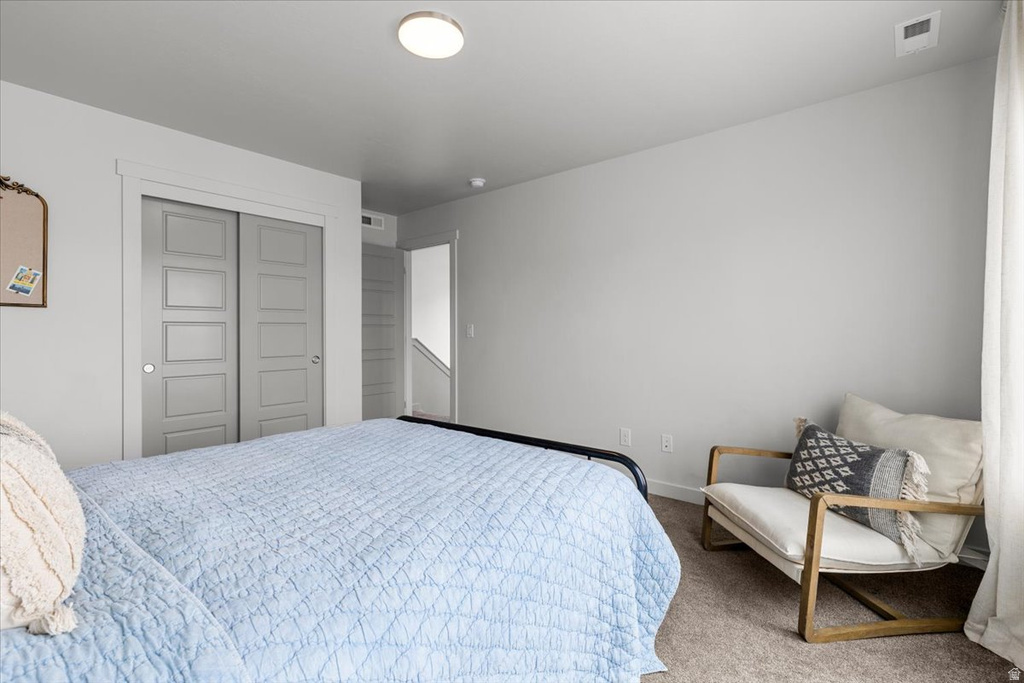 5704 N REGATTA LN Stansbury Park, UT 84074