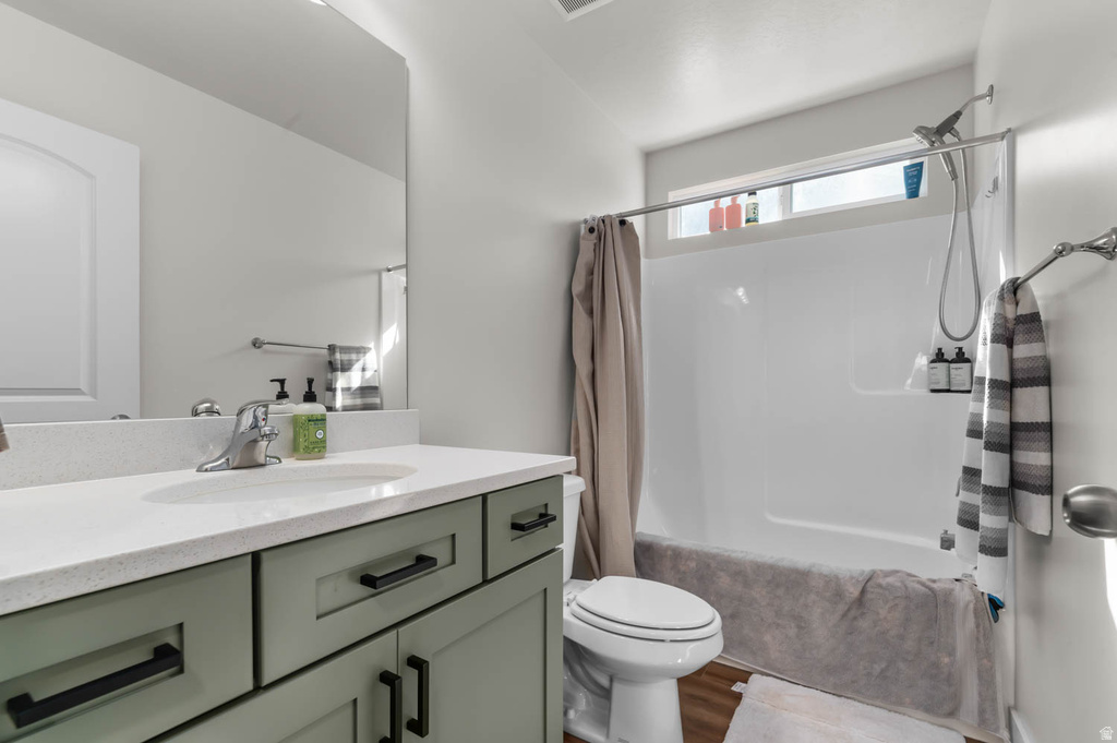 1122 N FREEMAN DR Saratoga Springs, UT 84045