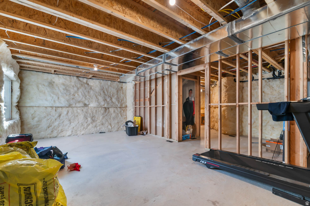 1122 N FREEMAN DR Saratoga Springs, UT 84045