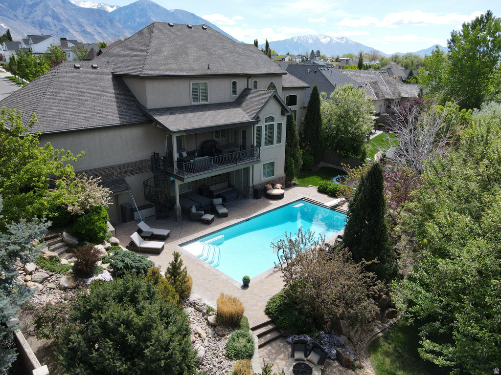 2068 S 140 W Orem, UT 84058
