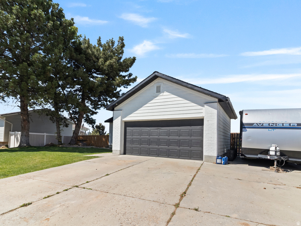 6048 W CONTADORA LN West Valley City, UT 84128