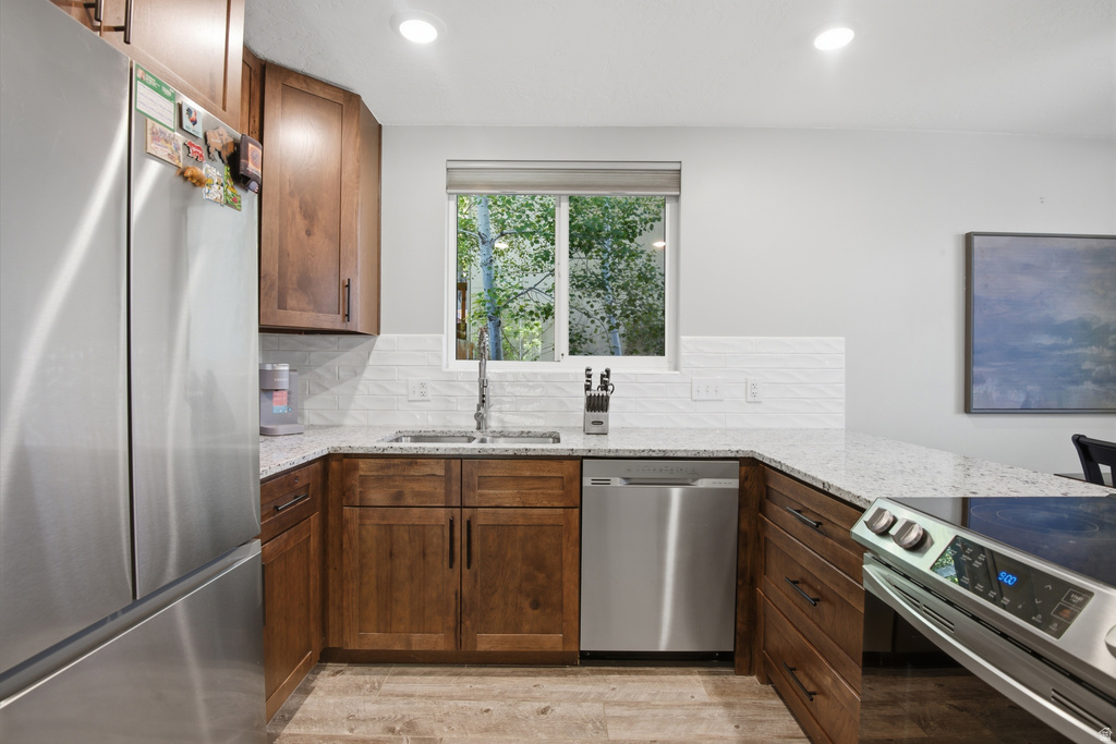 2915 E LA JOYA DR Holladay, UT 84124