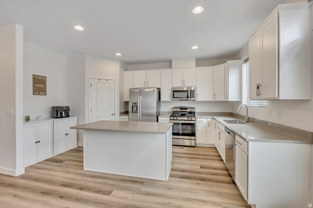 6853 S MT MEEK DR West Jordan, UT 84081