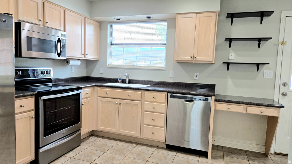 8732 S 620 E Sandy, UT 84070