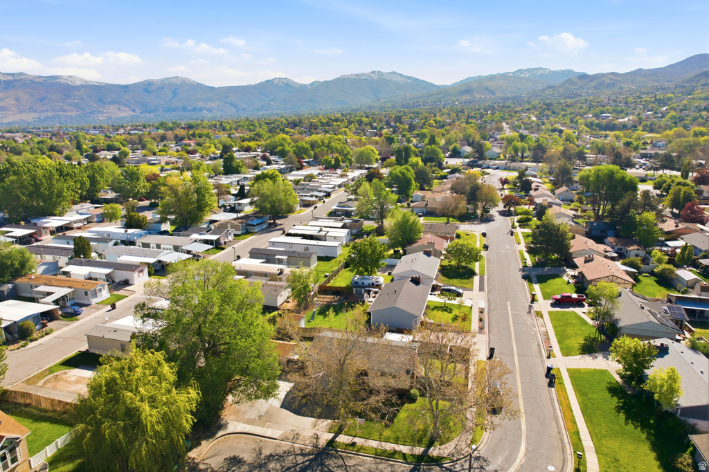 159 E WILSON RD North Salt Lake, UT 84054