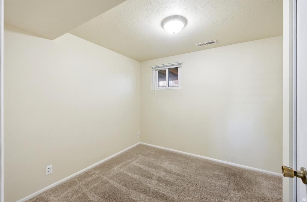 159 E WILSON RD North Salt Lake, UT 84054