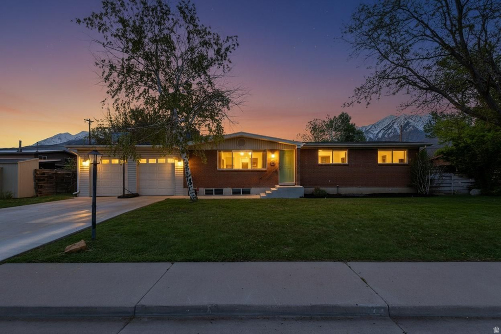 121 S INGLEWOOD DR Orem, UT 84097