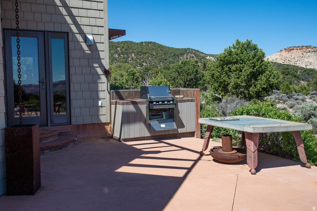 1390 S FLAT RABBIT RD Teasdale, UT 84773