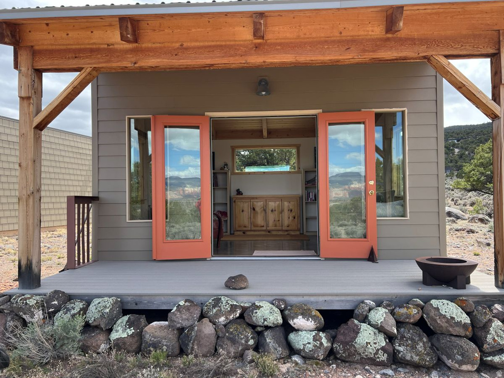 1390 S FLAT RABBIT RD Teasdale, UT 84773