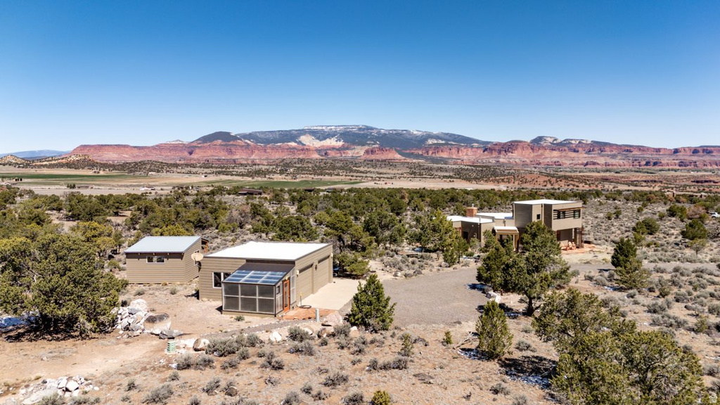 1390 S FLAT RABBIT RD Teasdale, UT 84773