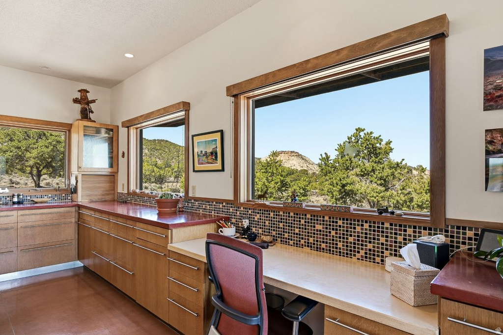 1390 S FLAT RABBIT RD Teasdale, UT 84773