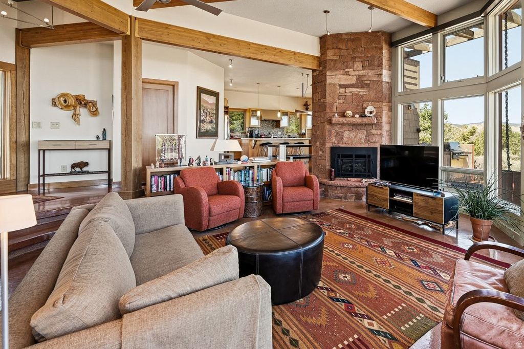 1390 S FLAT RABBIT RD Teasdale, UT 84773