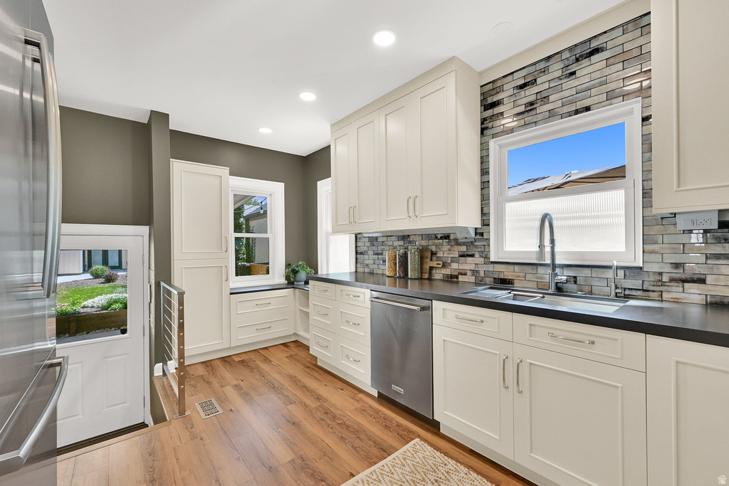929 S GREENWOOD TERRACE Salt Lake City, UT 84105