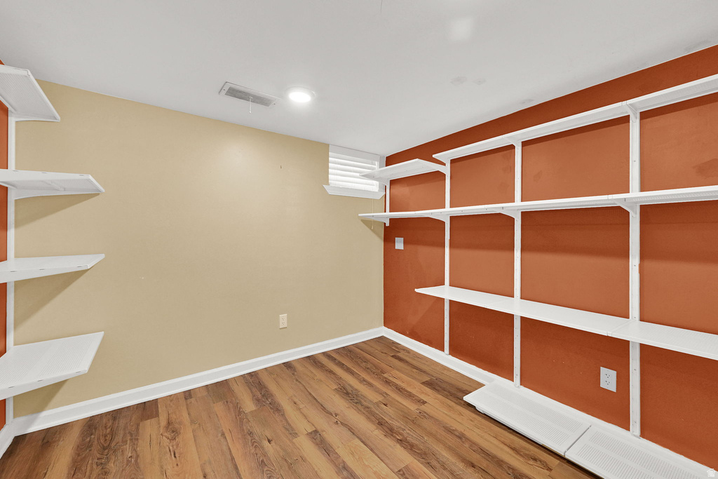 929 S GREENWOOD TERRACE Salt Lake City, UT 84105
