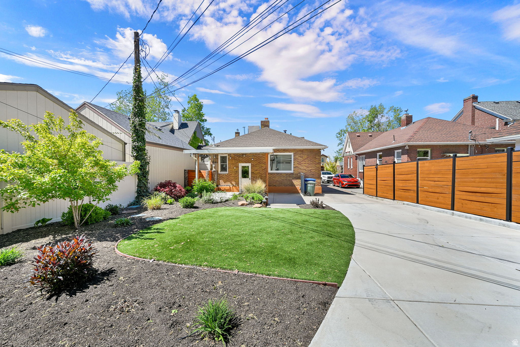 929 S GREENWOOD TERRACE Salt Lake City, UT 84105