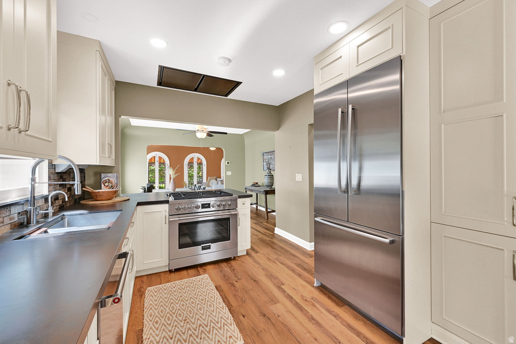 929 S GREENWOOD TERRACE Salt Lake City, UT 84105