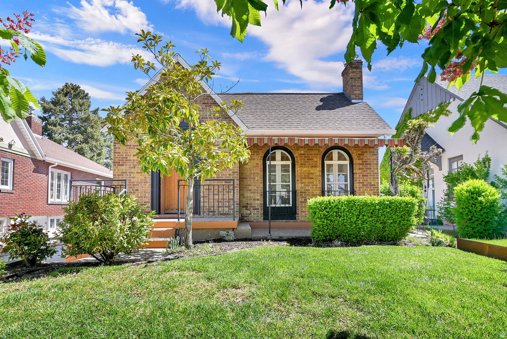 929 S GREENWOOD TERRACE Salt Lake City, UT 84105