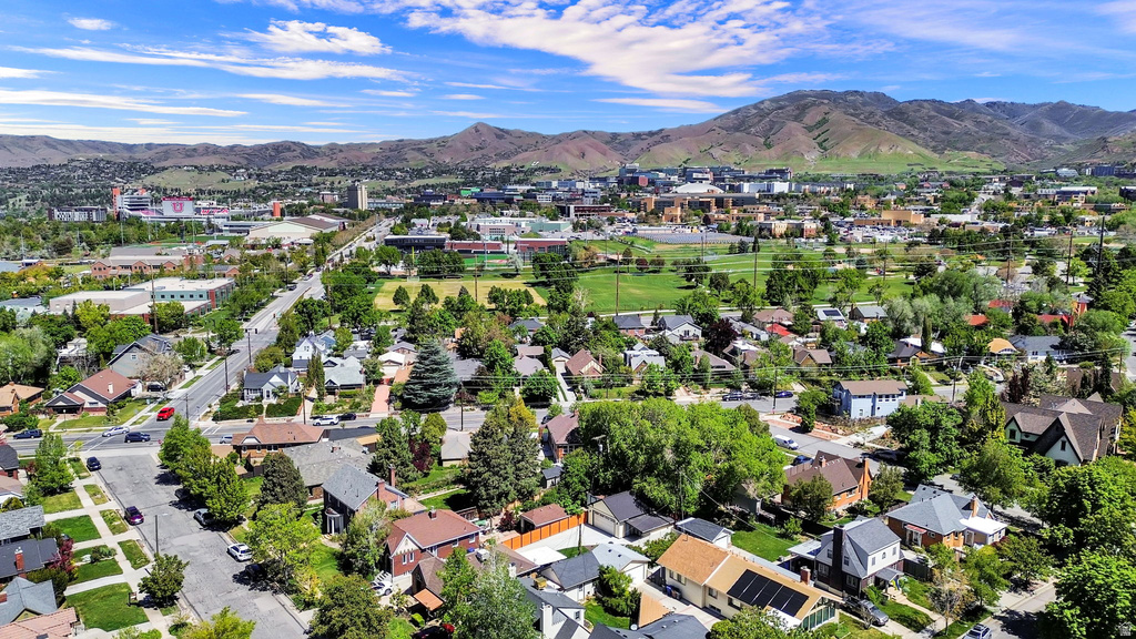 929 S GREENWOOD TERRACE Salt Lake City, UT 84105