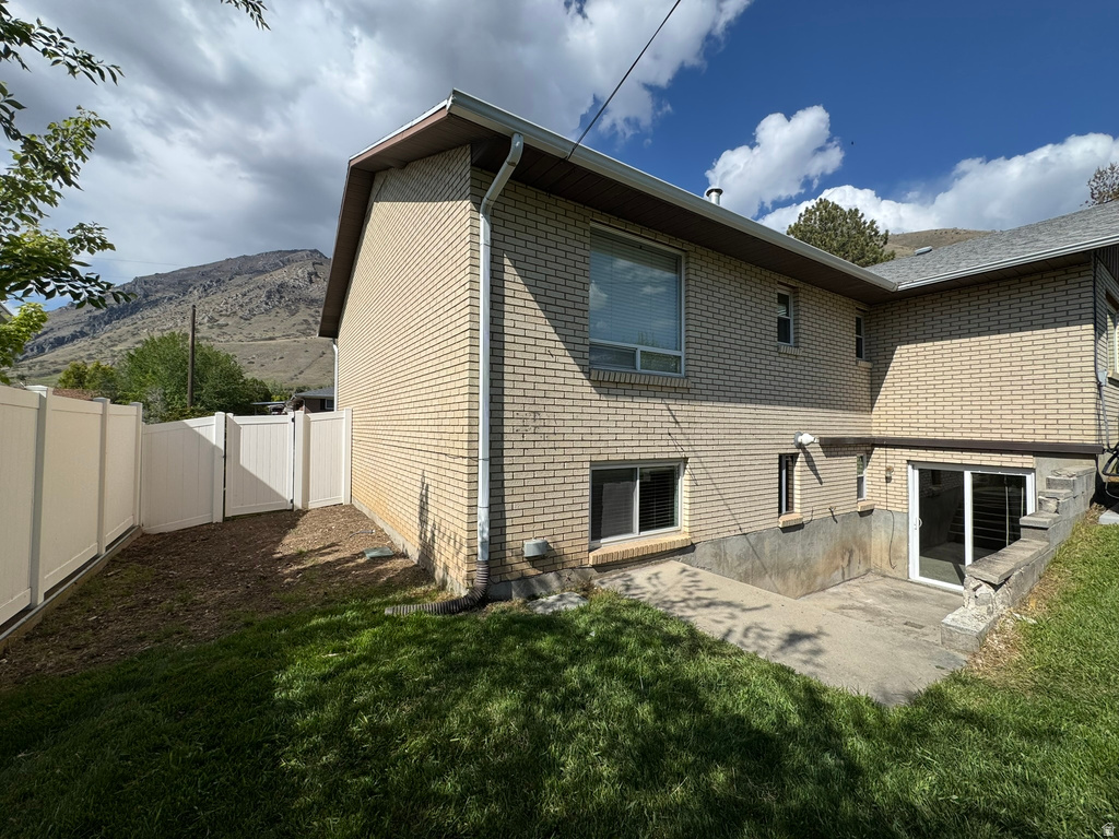 1170 E 50 N Springville, UT 84663