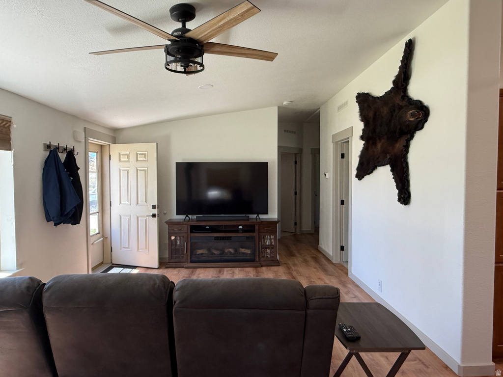 315 N 2ND ST Downey, ID 83234