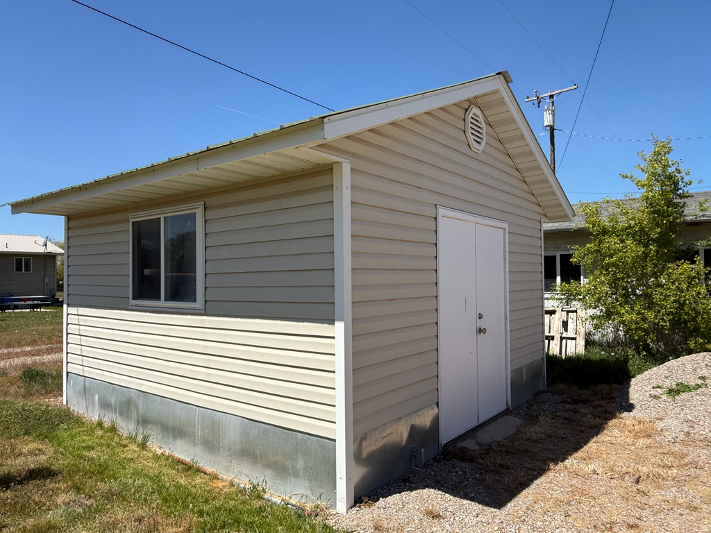 315 N 2ND ST Downey, ID 83234