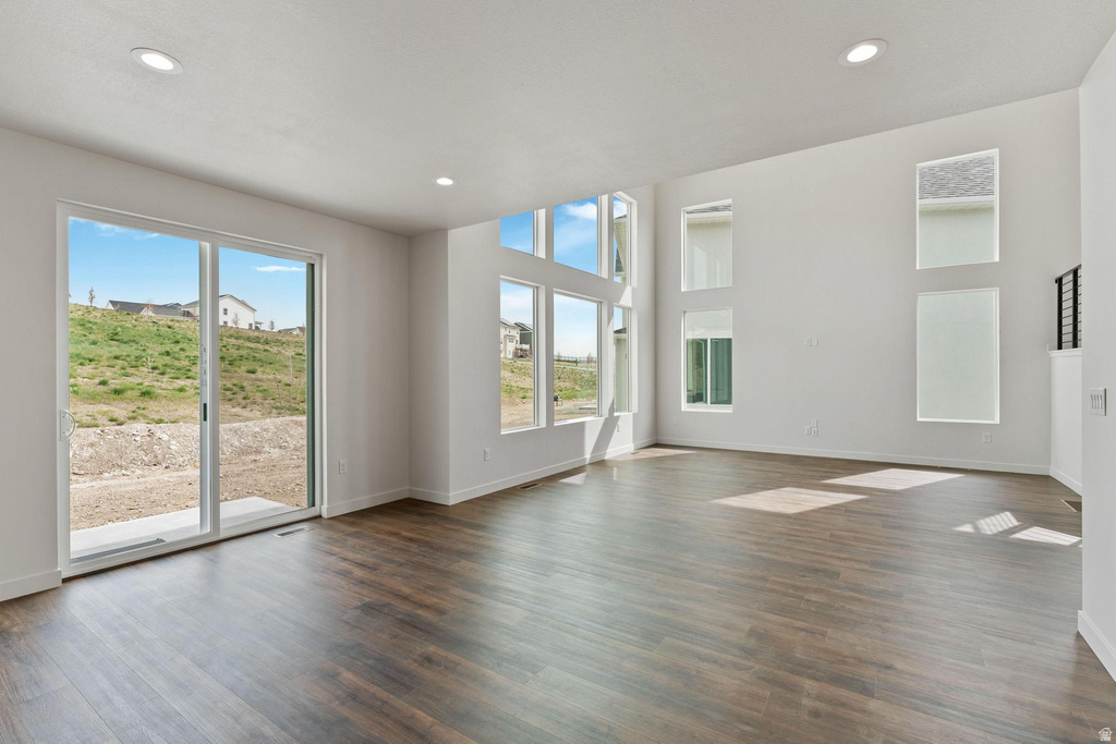 6988 W SYDNEY PEAK LN #403 West Jordan, UT 84081
