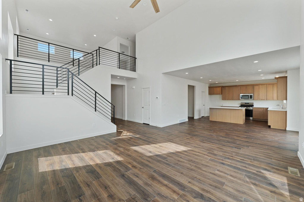 6988 W SYDNEY PEAK LN #403 West Jordan, UT 84081