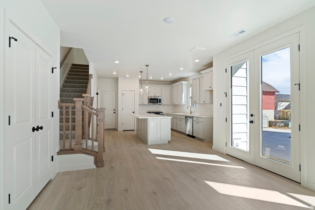 11323 S LAKE RUN RD South Jordan, UT 84009